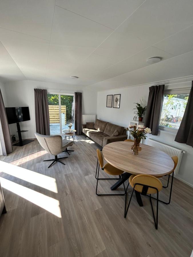Breezy Beach Chalet Petten Exterior foto